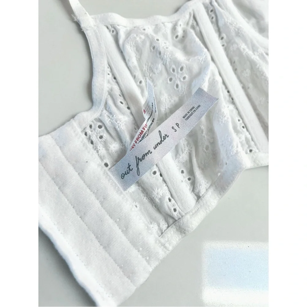 Urban Outfitters | Out from Under Dainty Eyelet Corset - Picture 6 of 6